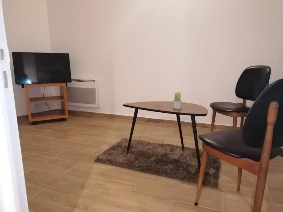 Superbe Logement Apartman Drancy Kültér fotó
